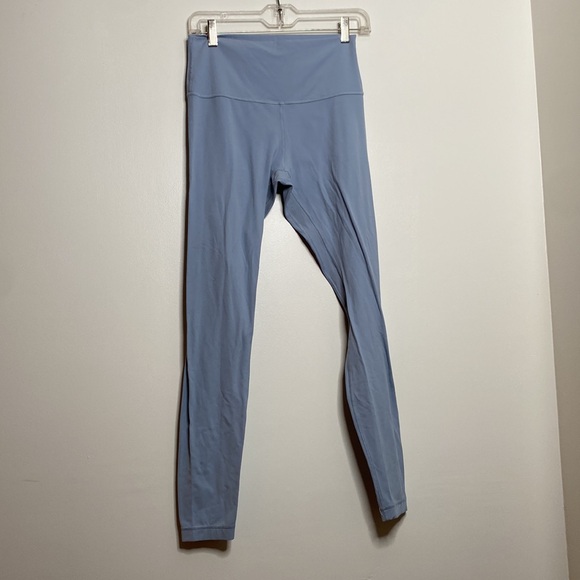 Stunning light blue Lululemon Leggings - Picture 3 of 4